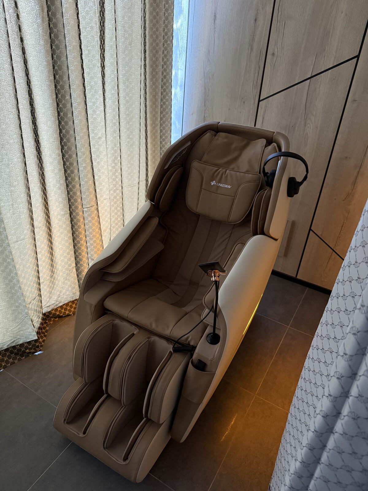 Pohodlné kreslo v Recovery Clinic